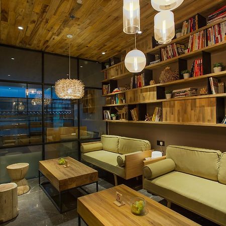 Hotel Yat House Kanton Exterior foto